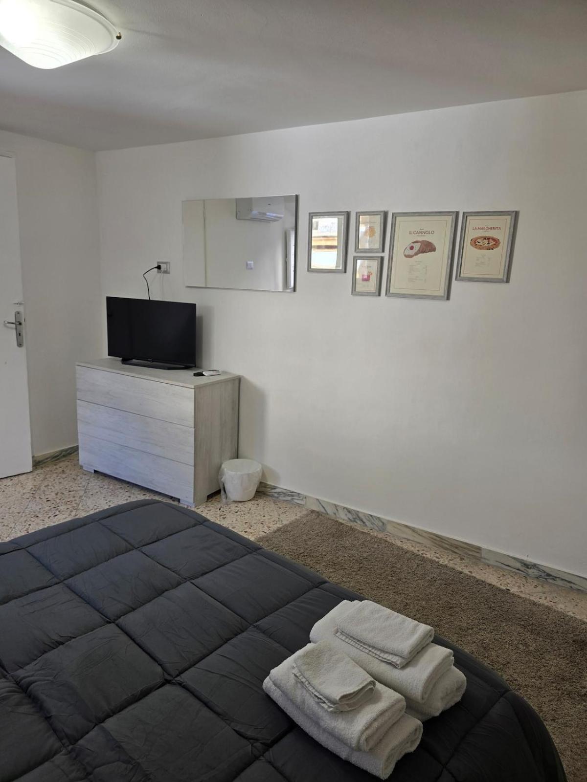 Mak House Hotell Palermo Eksteriør bilde